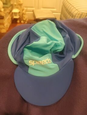 Speedo Aqua and Navy Visor Swim Cap